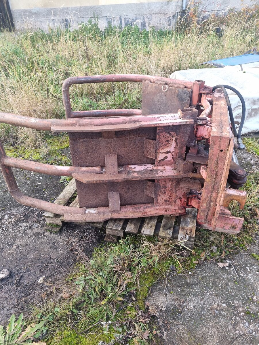 Klešťe na kulaté baliky - 4