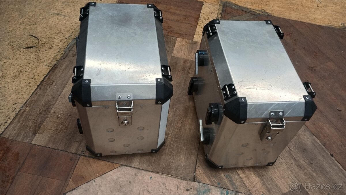 Boční hliníkové kufry - 4