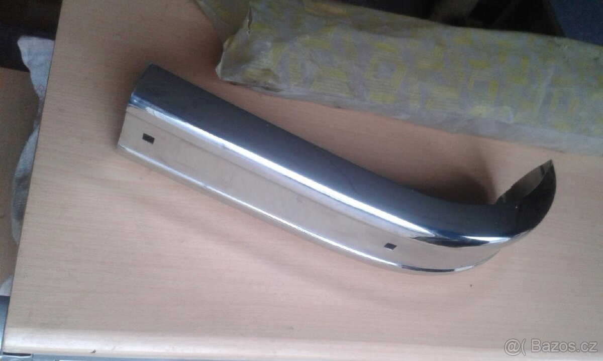 Renault 8 ,R8 narazník. - 4