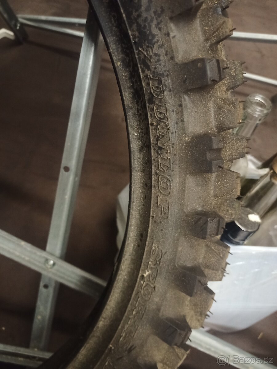 Motokrosové pneu