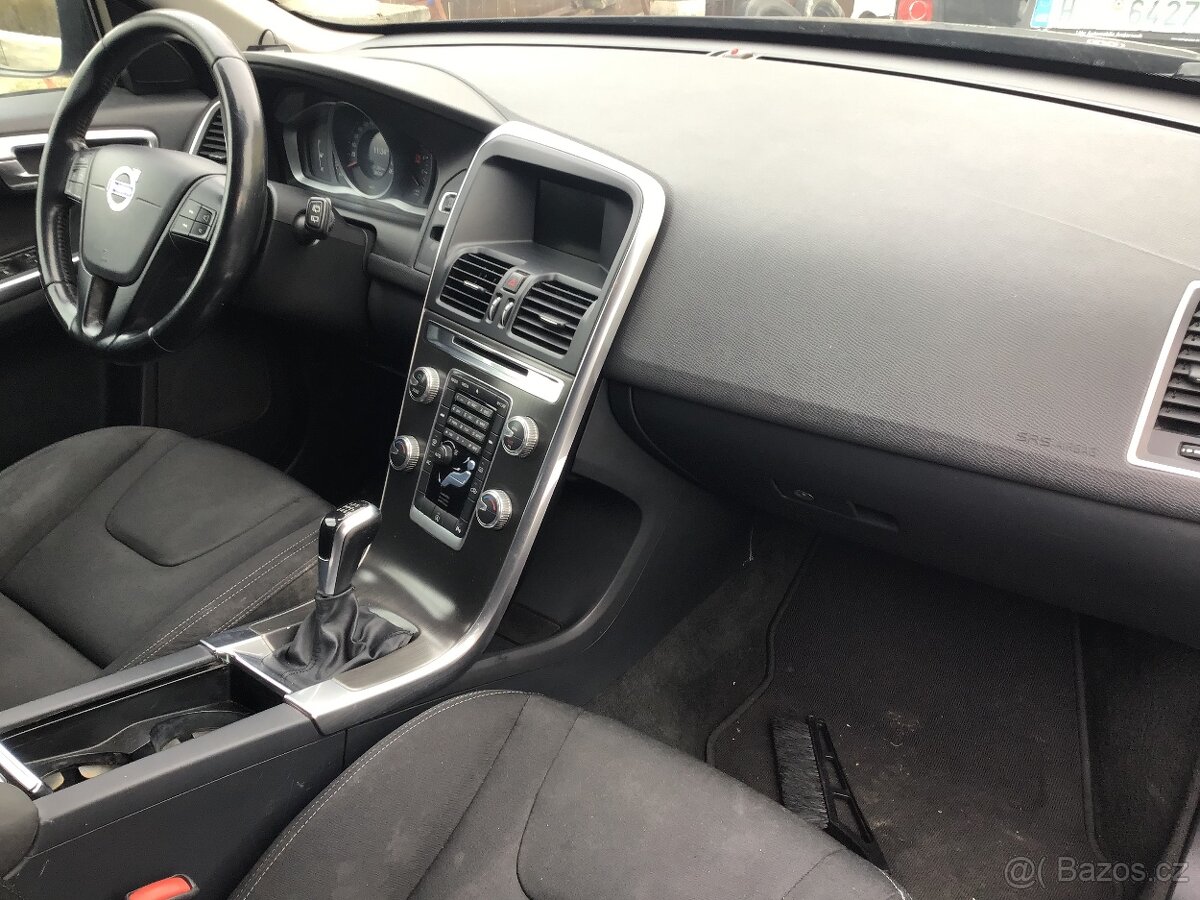 Prodam Volvo XC60 133Kw Diesel Rv.10/2014 - 4