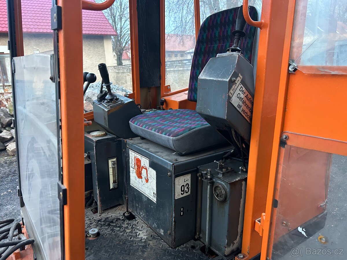 Minibagr, atlas 404 - 4