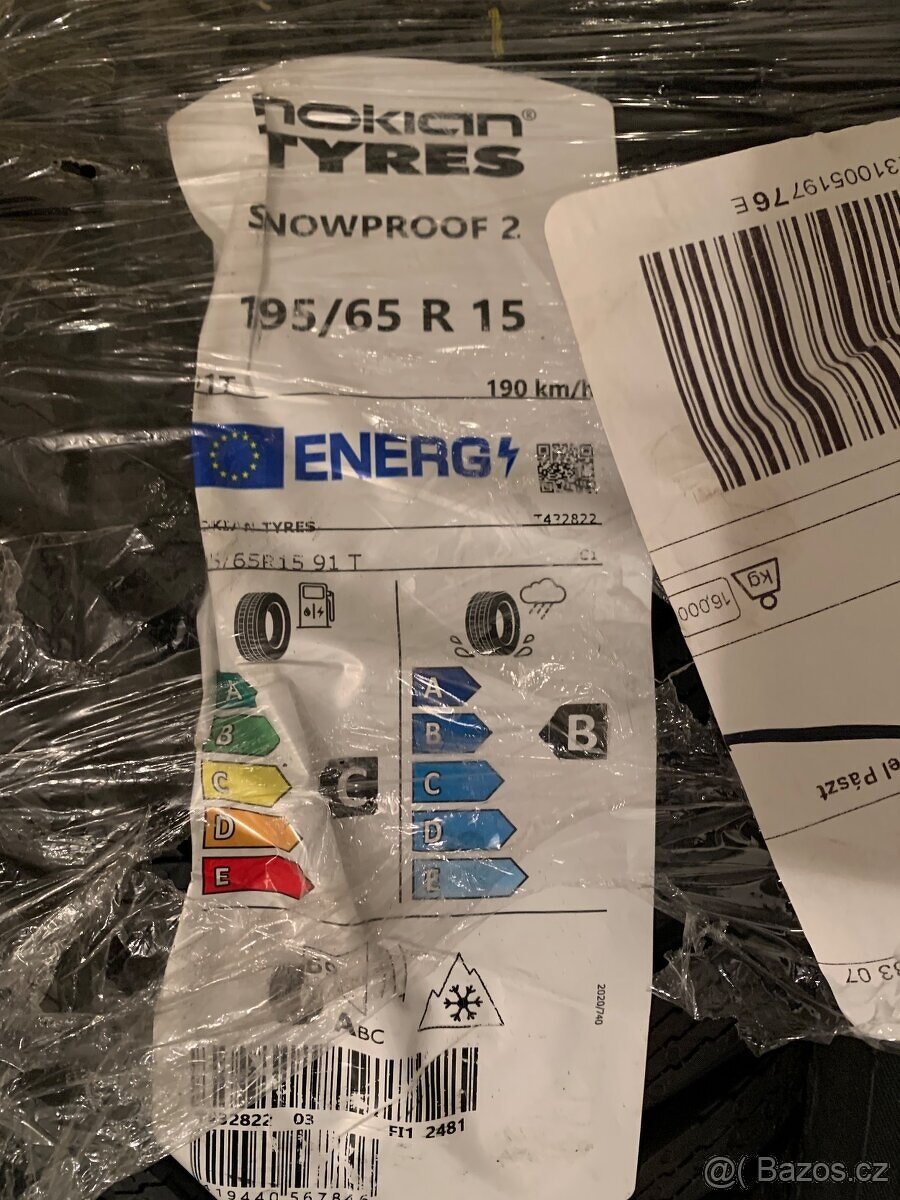4x Nové zimní 15" pneu Nokian Snowproof 2 195/65 R15 záruka - 4