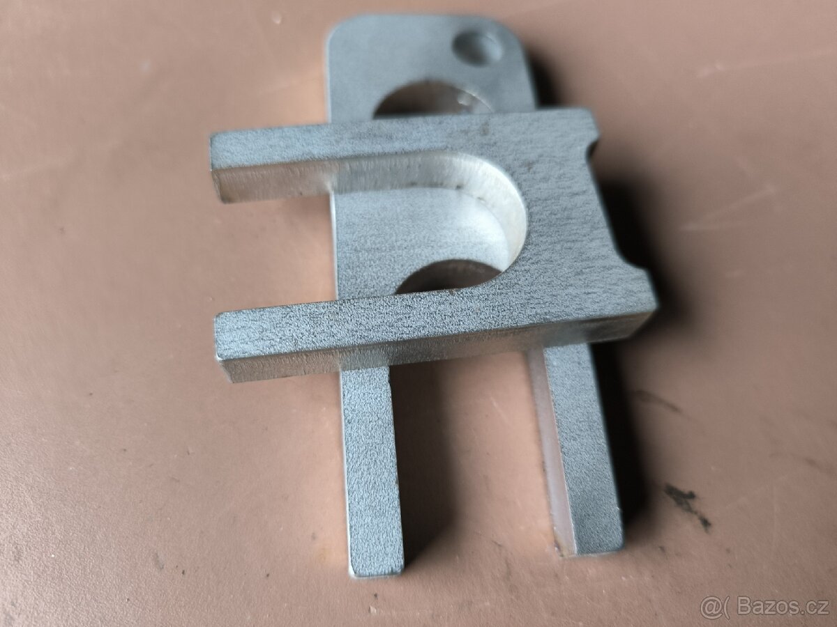 Zajišťovák pro PF 62. - 4