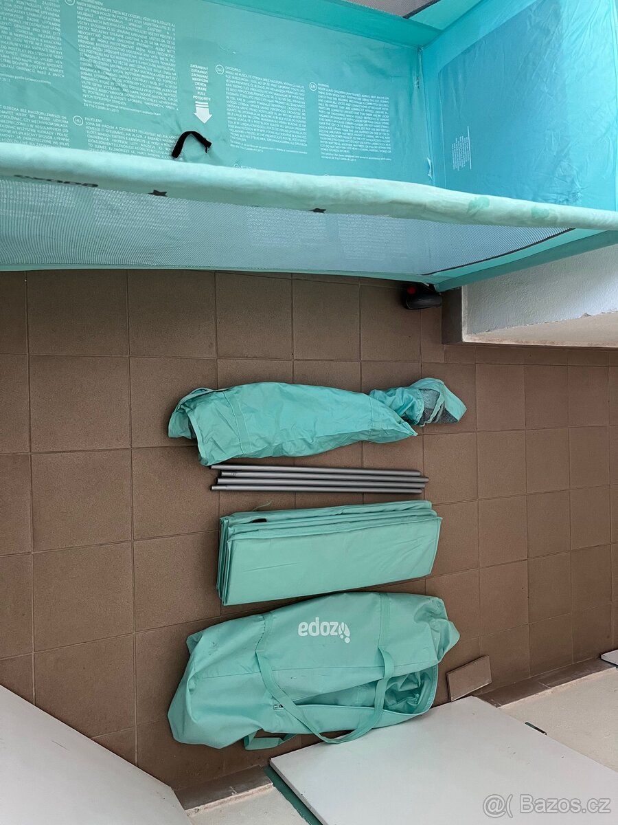 Cestovní postýlka - 4