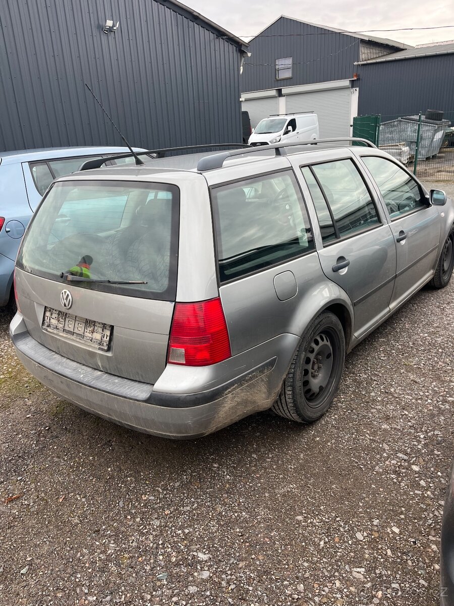 Volkswagen Golf 1.6 combi ,2006 - 4