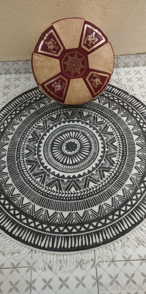 Starý taburet 32x48 cm včetně koberce 130 cm průměr. - 4