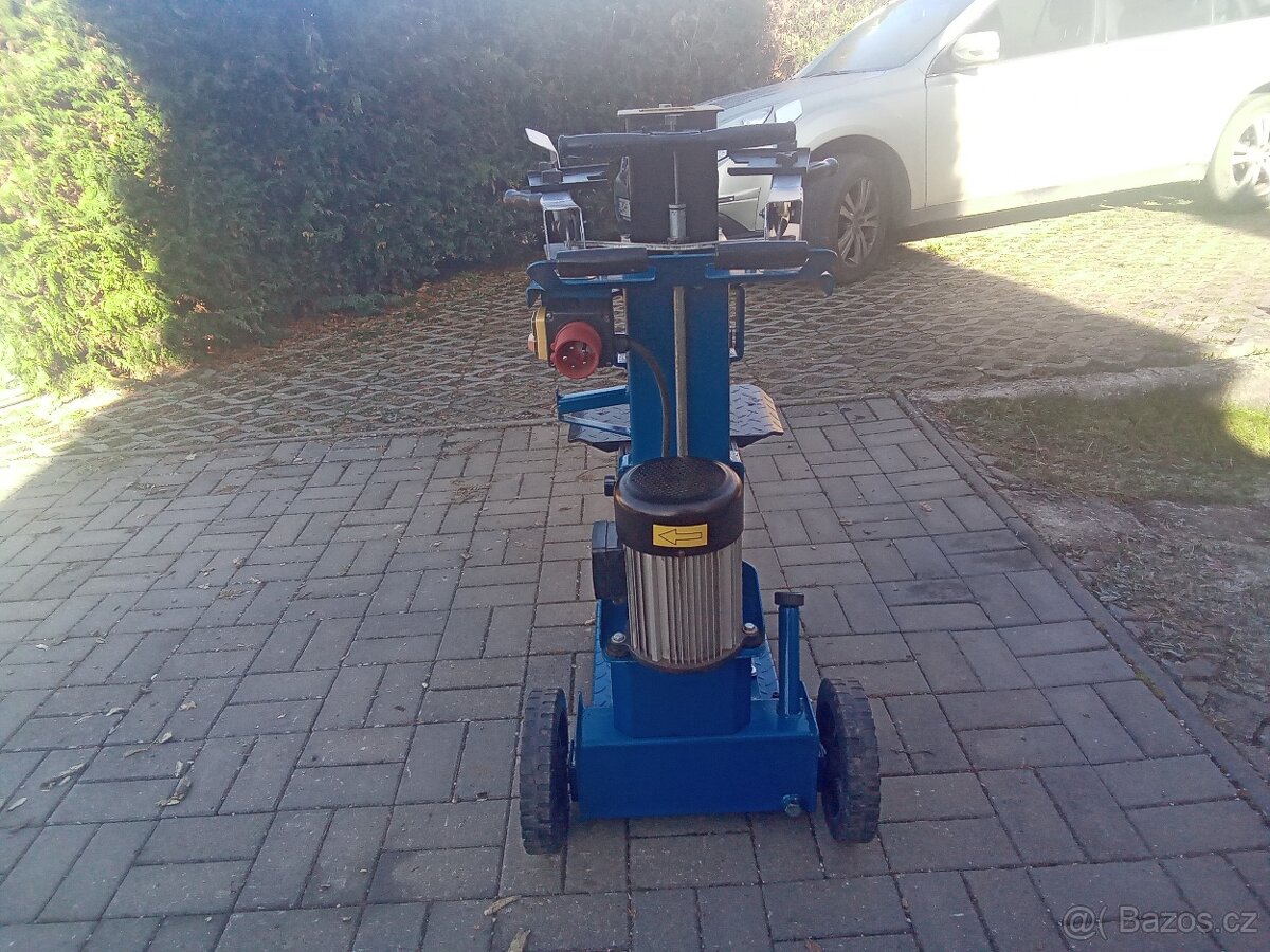 Štípačka dřeva - 4