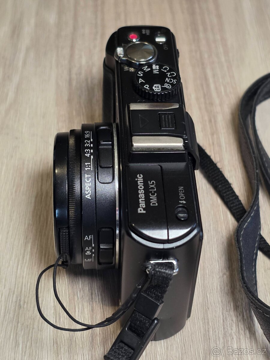 Panasonic Lumix DMC-LX5 - 4