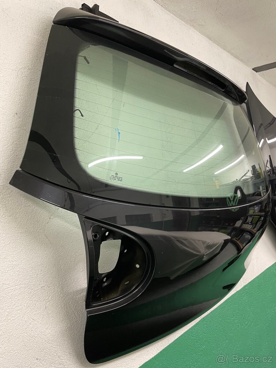 Páté dveře VW Golf 5 Hatchback - 4