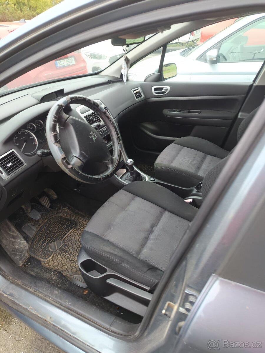 Na náhradní díly - 4