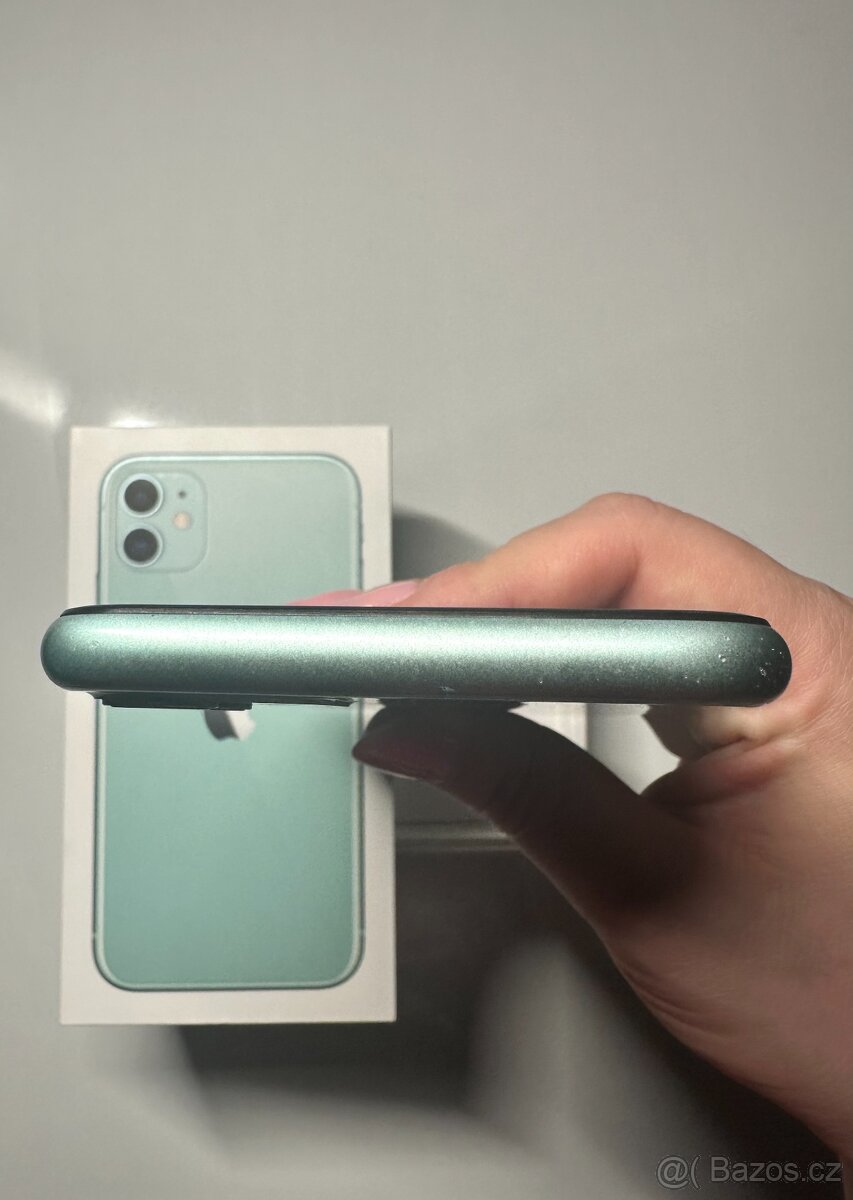 iPhone 11 - 64 GB, nová baterie - 4