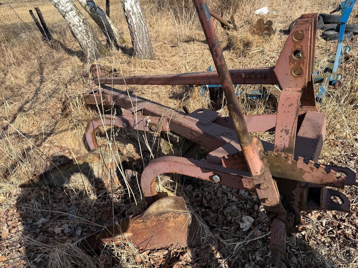 Obracečka hrabačka sekačka pluh za traktor, disk kultivátor - 4