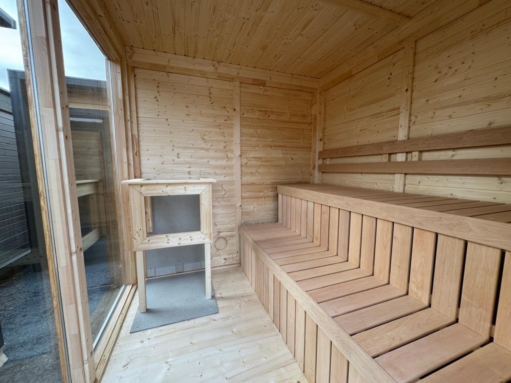 Finská izolovaná sauna SCANDI SLIM, 2,3x2,3 m, smrk - 4