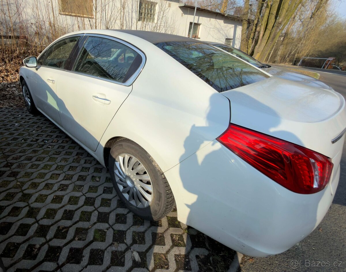 Peugeot 508 Hybrid4 - 4