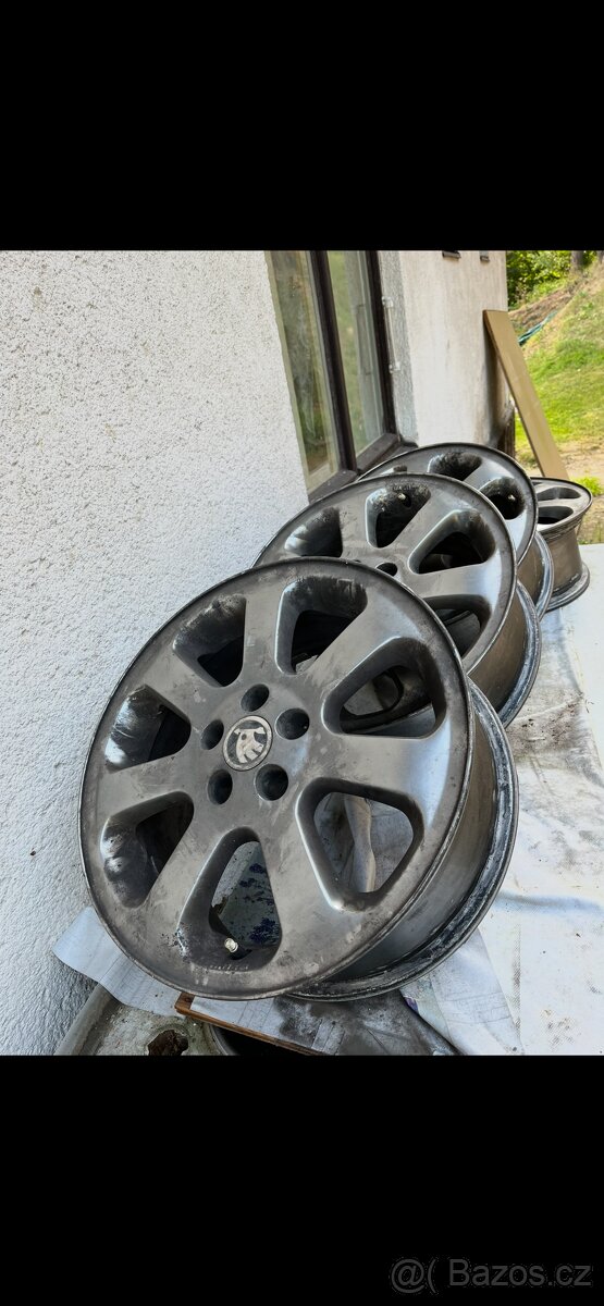 Prodám alu kola rozteč 5x100 - 4