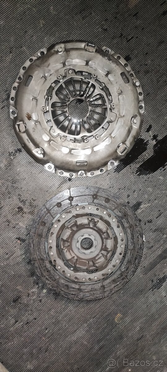 Ford Mondeo MK3 2.5 V6 LCBD , spojková sada - 4