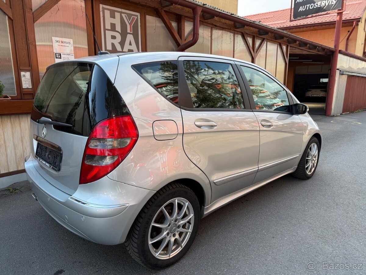 Mercedes Benz A200 2,0i - 4