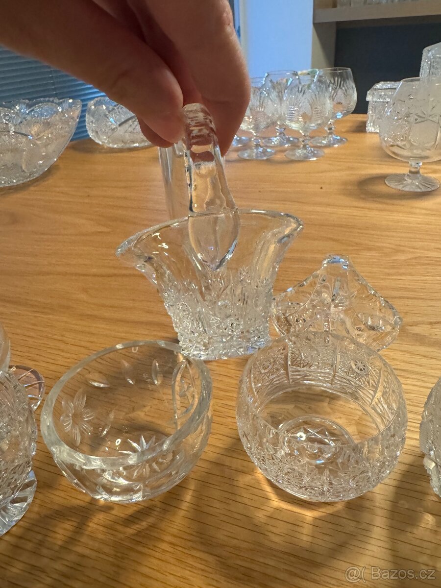 Prodám - sada broušených dekorací ze skla - 4