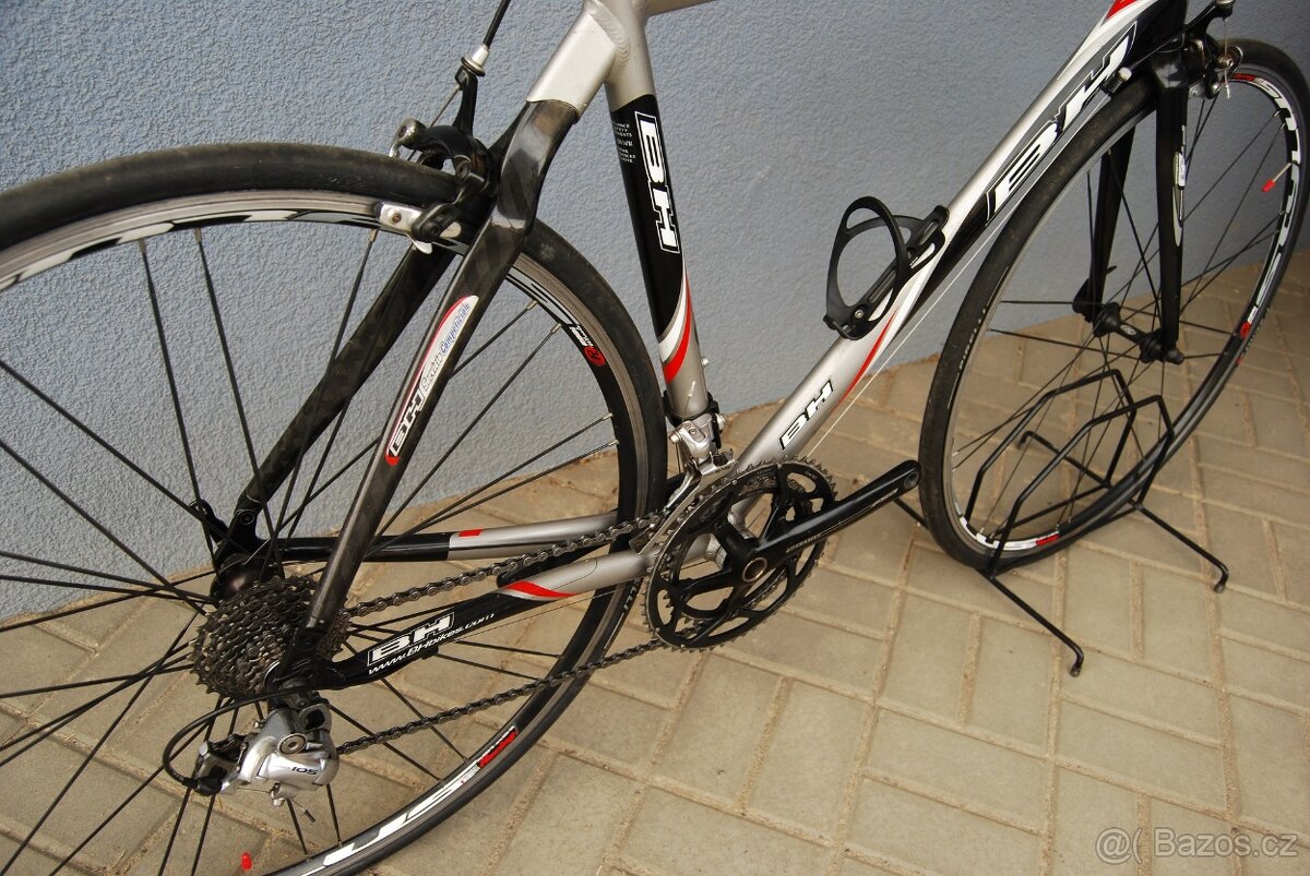 Silniční kolo BH 56CM - 4