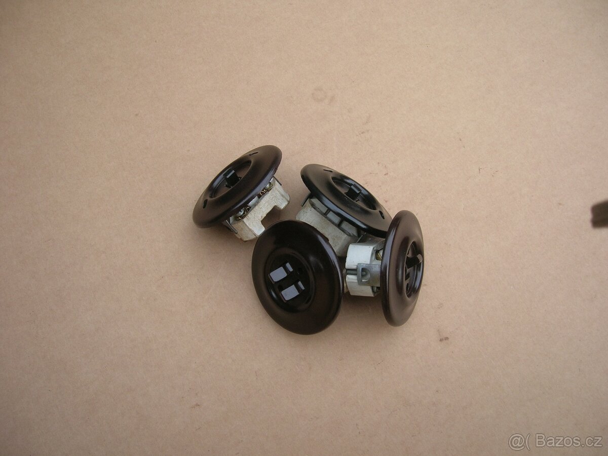 BAKELITOVÉ VYPINAČE-páčkové - 4