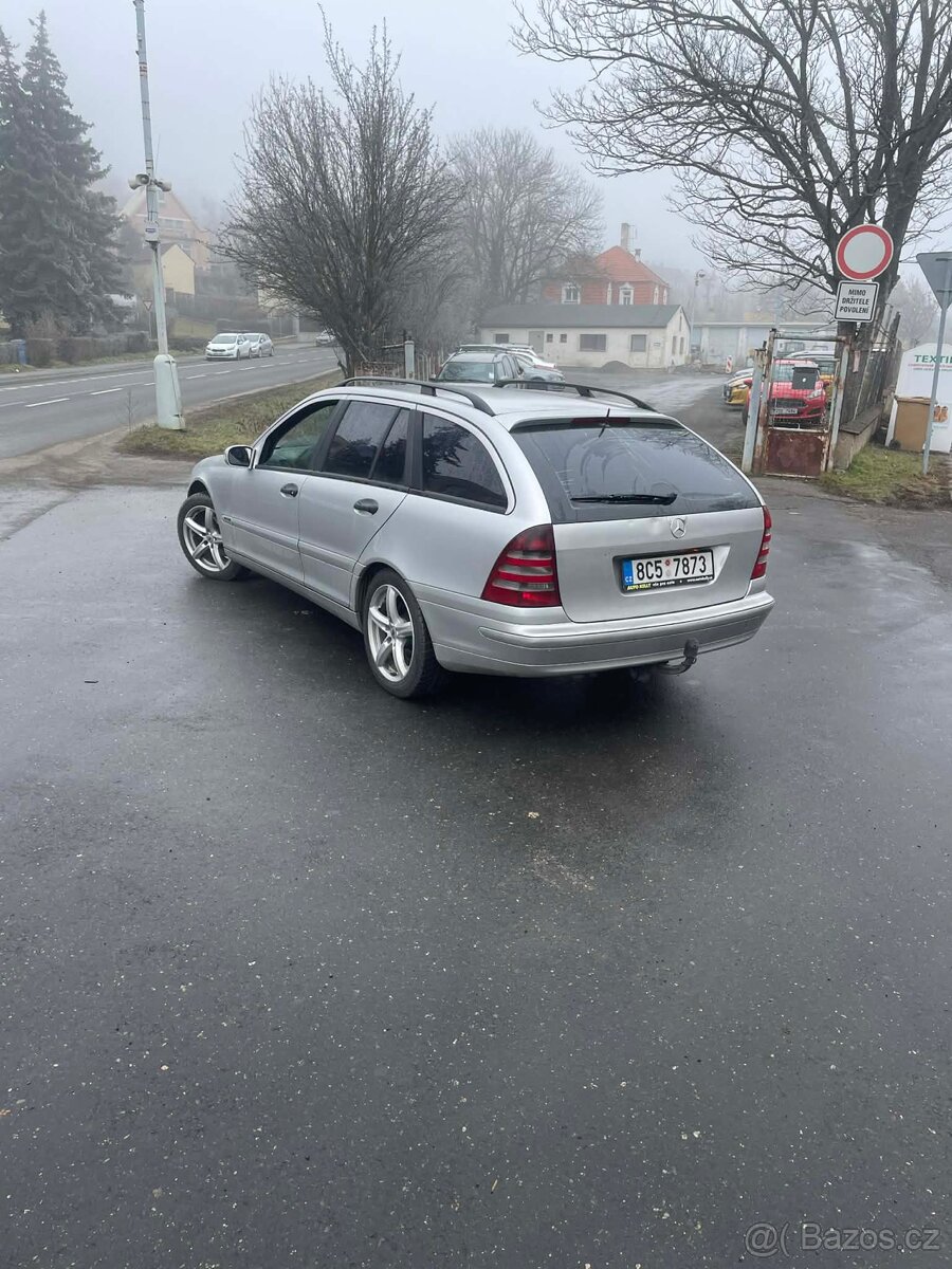 Mercedes Benz c200 cdi 2.2 - 4