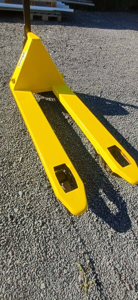 Paleťak 2000kg - 4