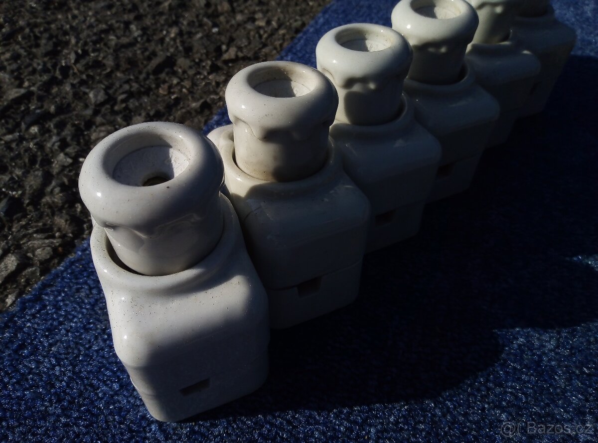 keramicke drzaky na 1-f pojistky, bile, vcetne pojistek - 4