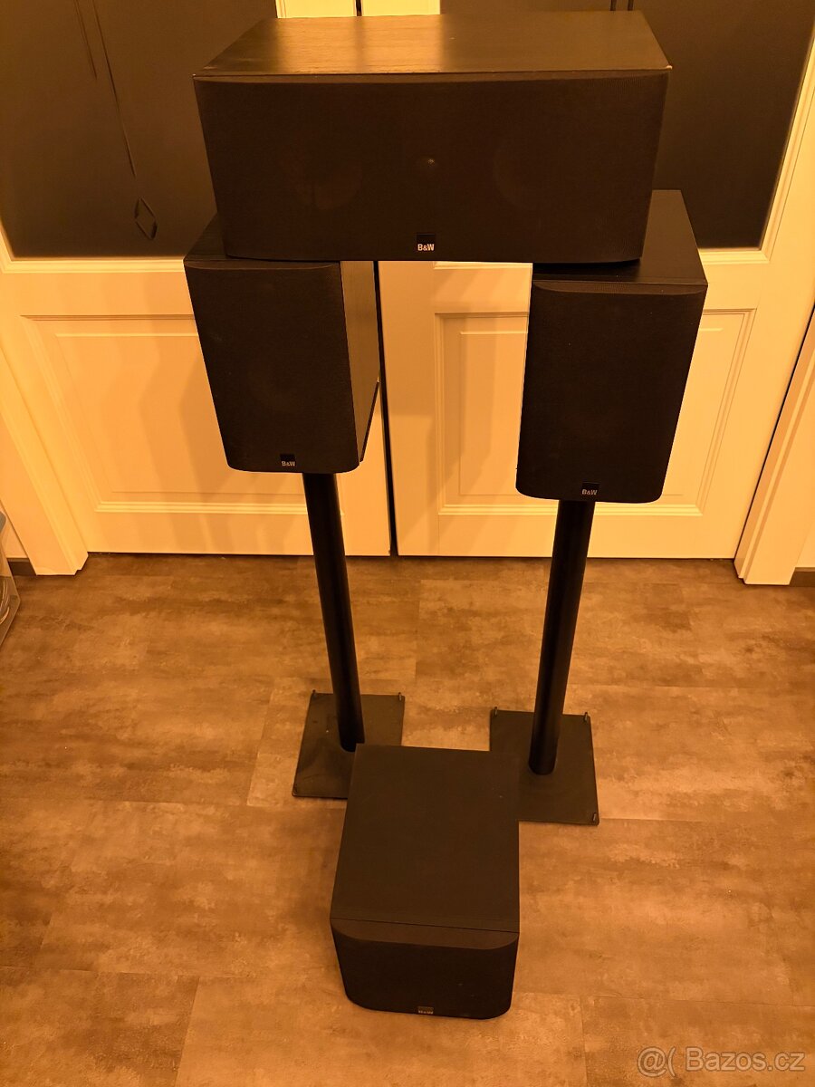 Sestava reproduktorů domácího kina B&W - 4