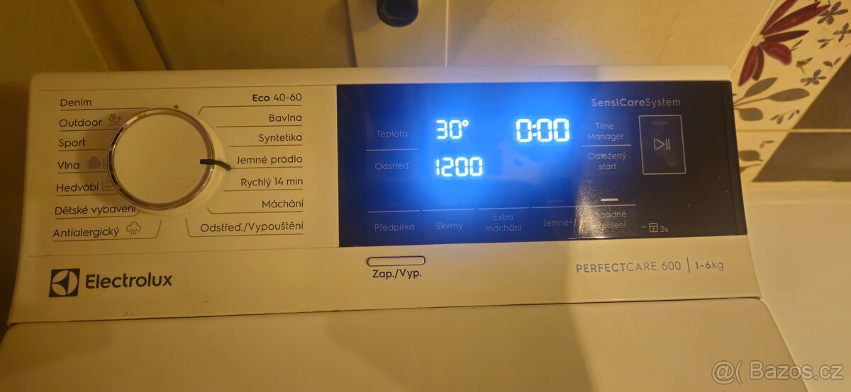 Pracka horem plnici 8kg Elektrolux - 4