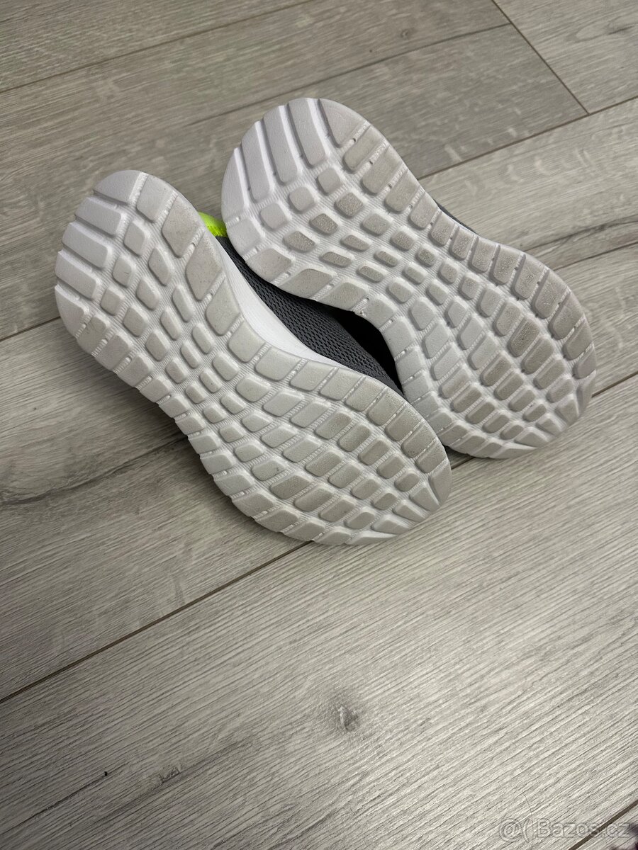 Dětské tenisky Adidas vel.33 - 4