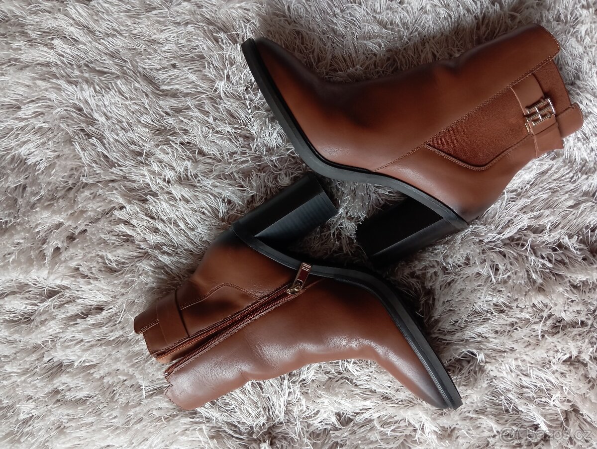 Kotníkové boty Tommy Hilfiger, vel. 41 - 4