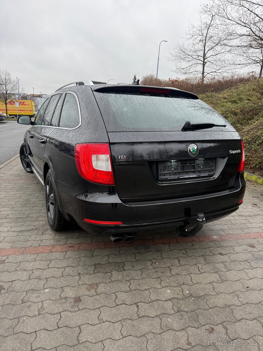Škoda Superb - 4