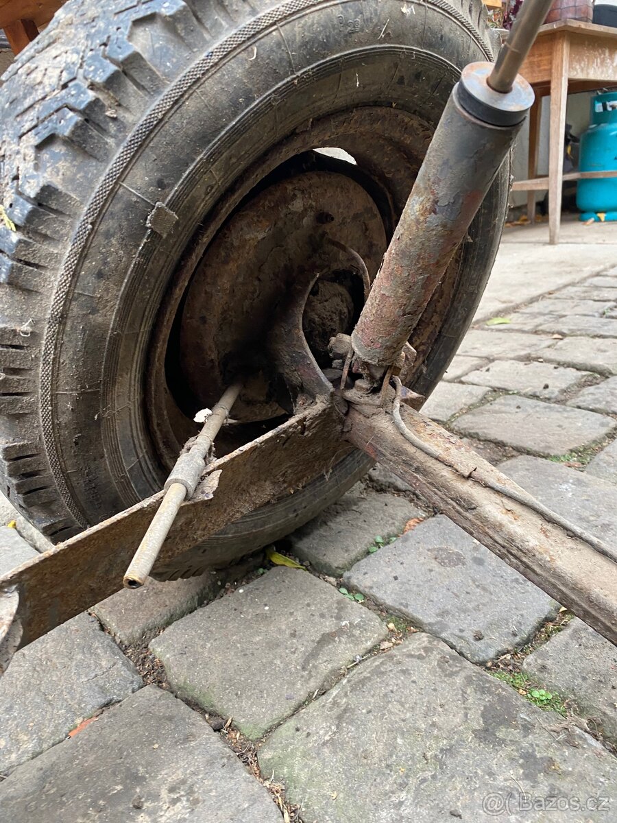 zadní náprava trabant 601 - 4