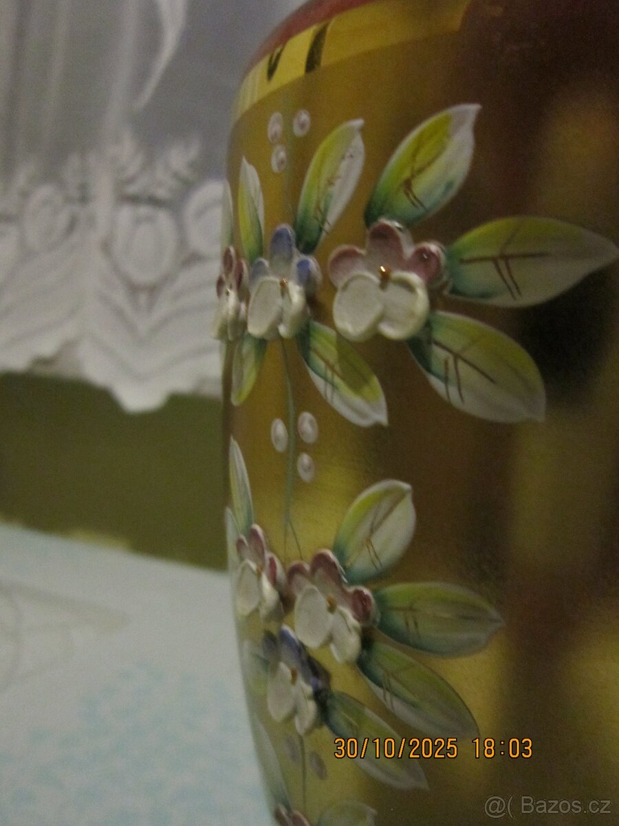 zlacená váza z Novoborského skla - 4