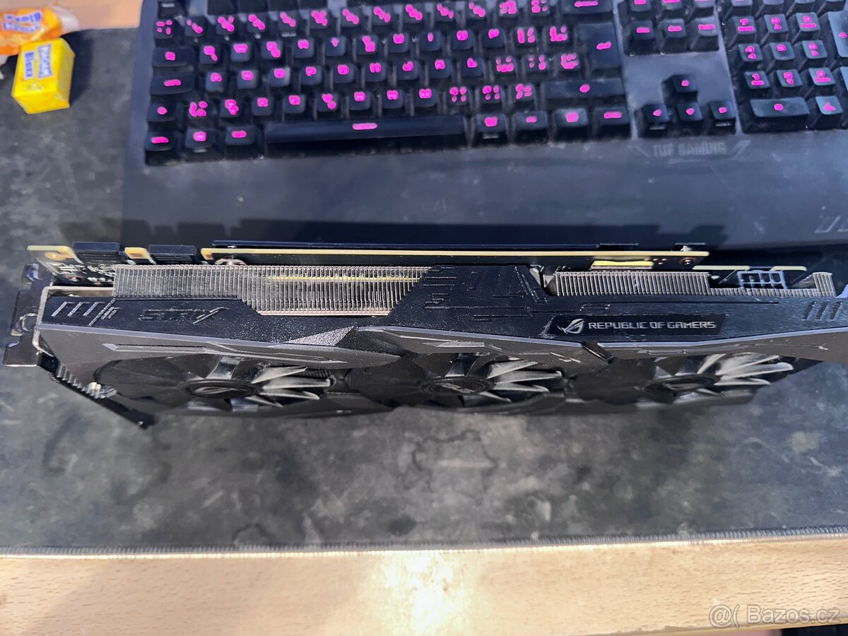 ASUS ROG STRIX GeForce GTX 1070 8GB - 4