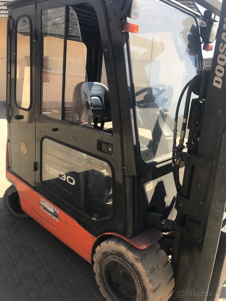 Doosan B30X-5 - 4