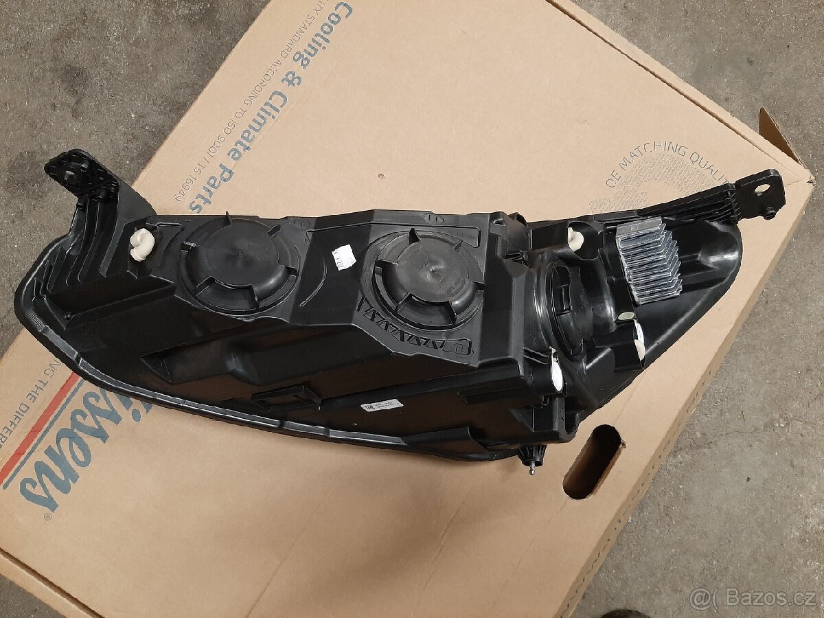 Ford focus mk4 světlo - 4