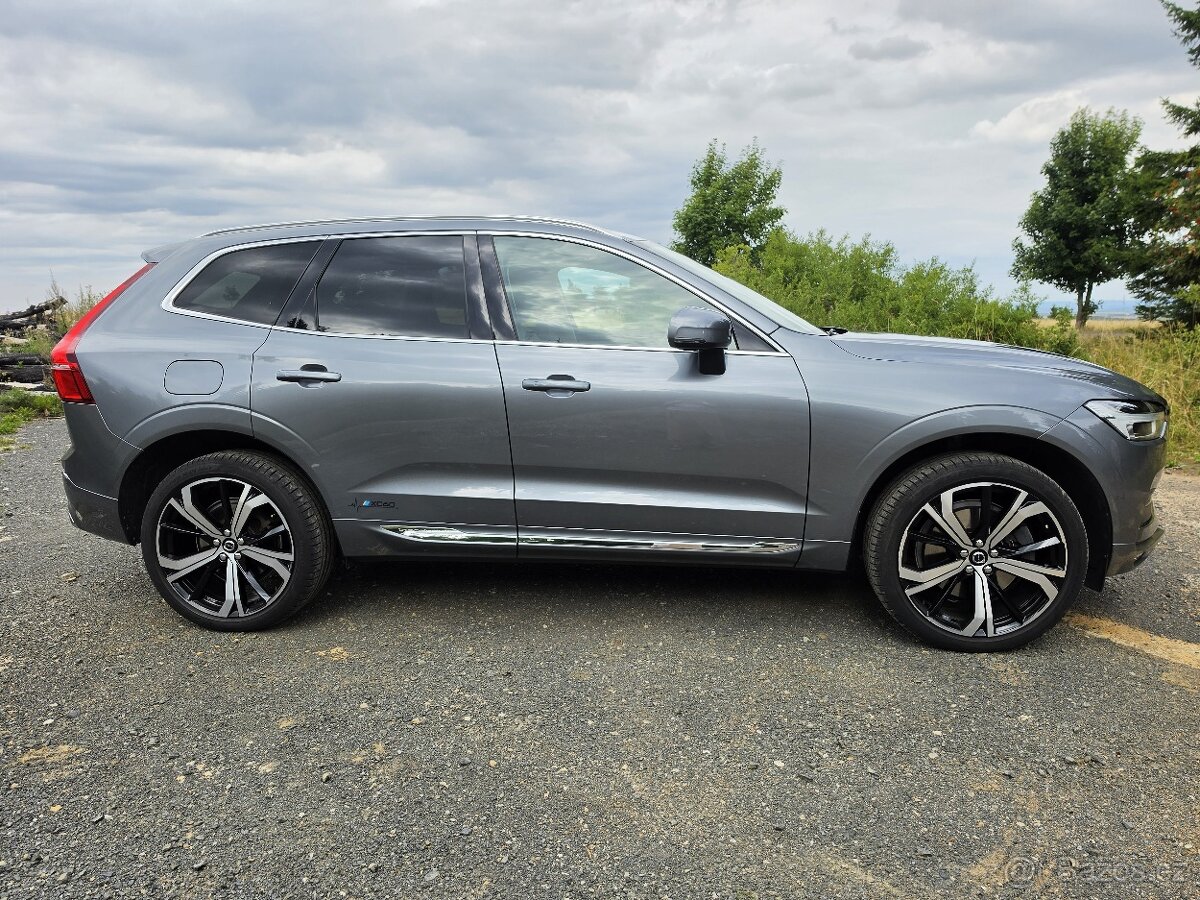 Prodám Volvo XC60, 2019, D4 - 4