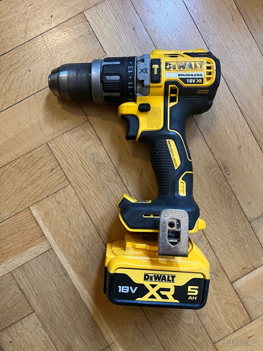 Profesionální sada DeWALT XR 18V - 4