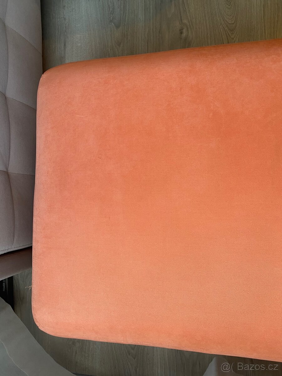 Oranžový taburet / podnožka - 4