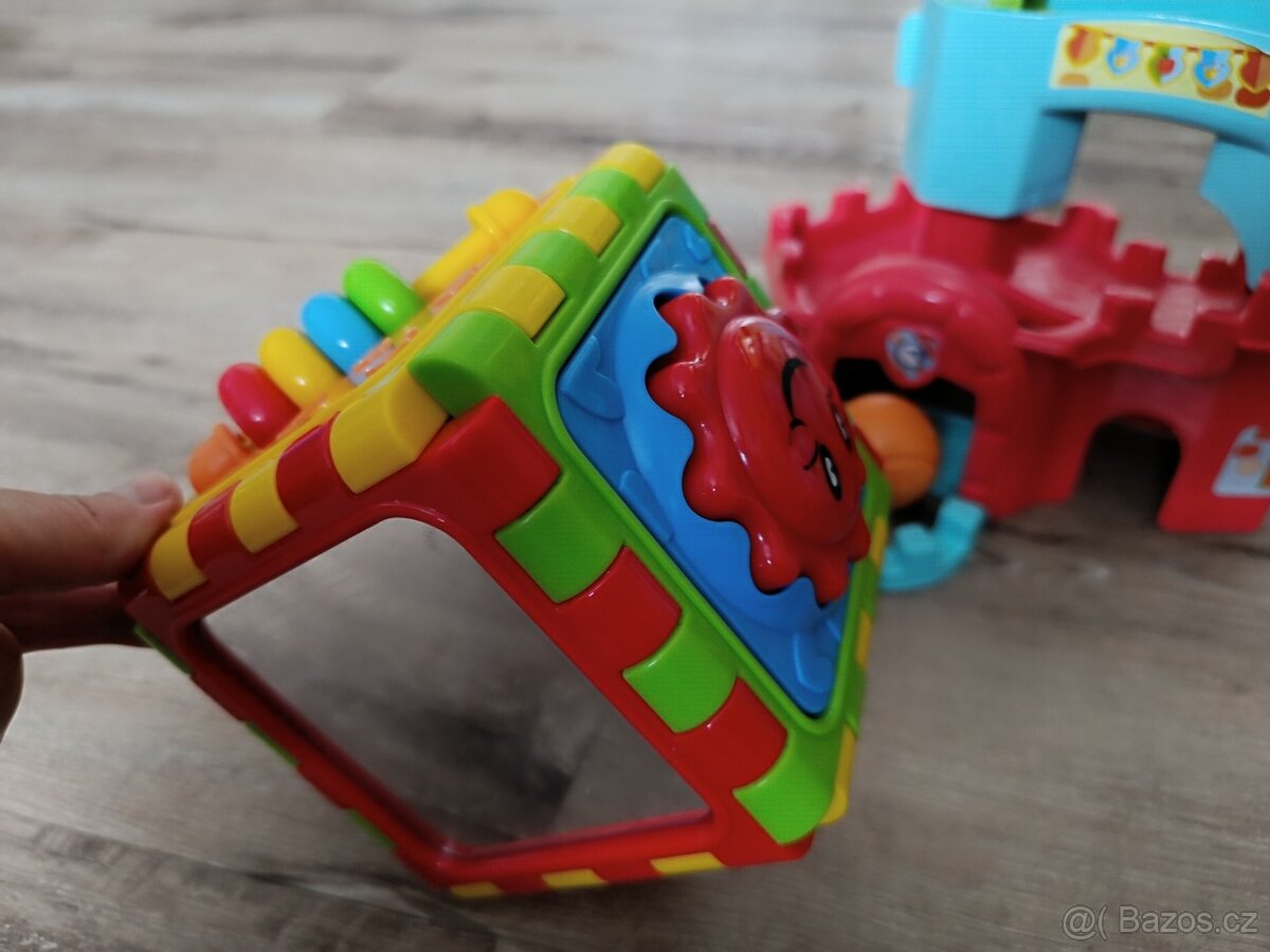 Hračky pro děti od 6M - 4