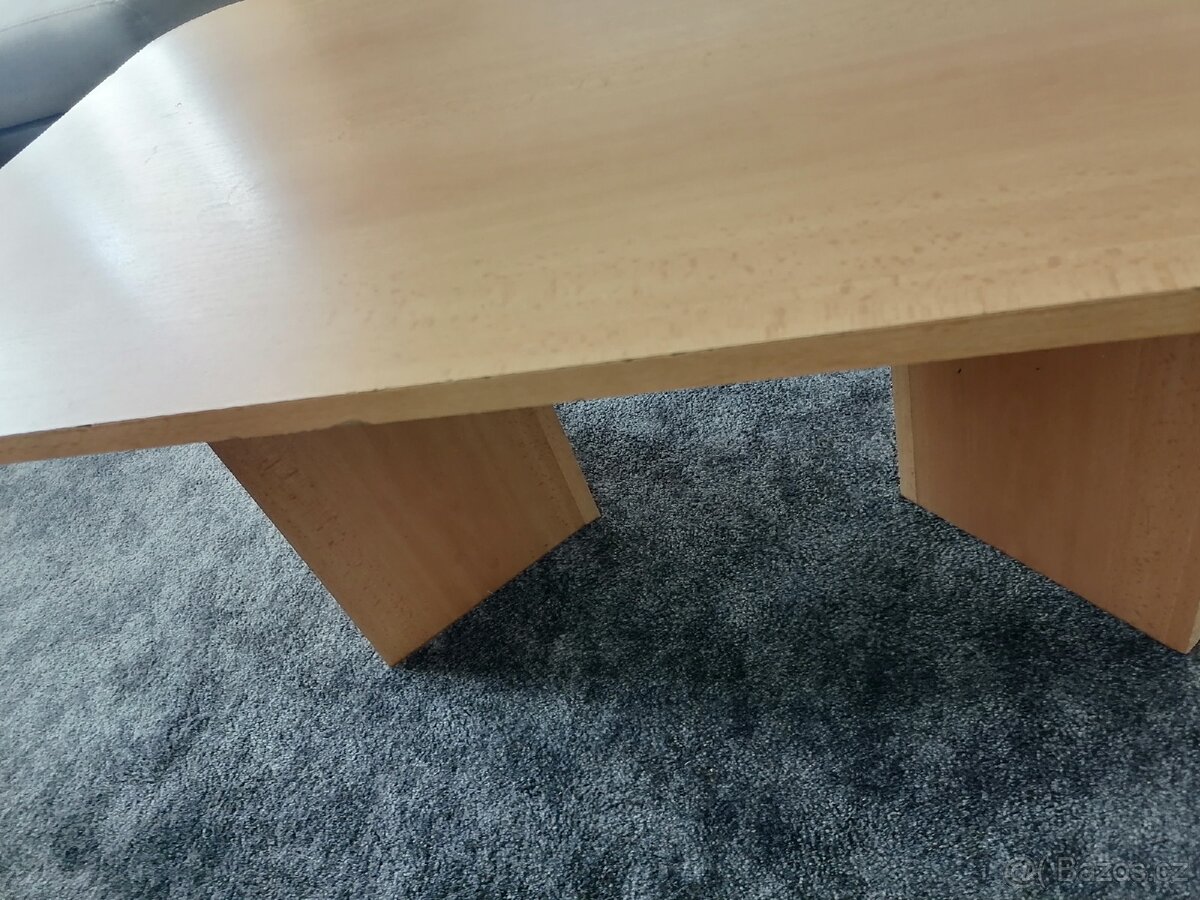 Konferenční stůl - 4