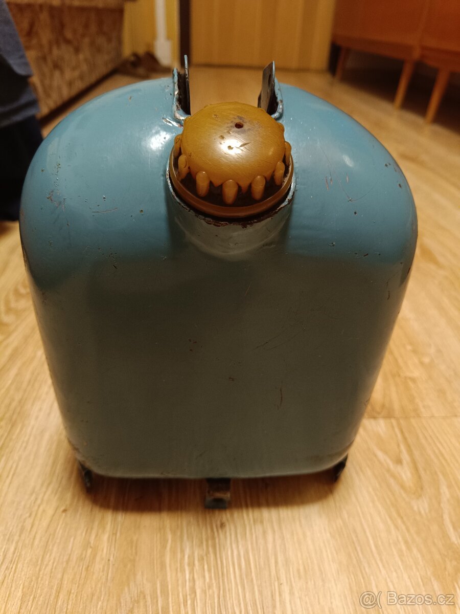 Nádrž jawa 550,555 - 4