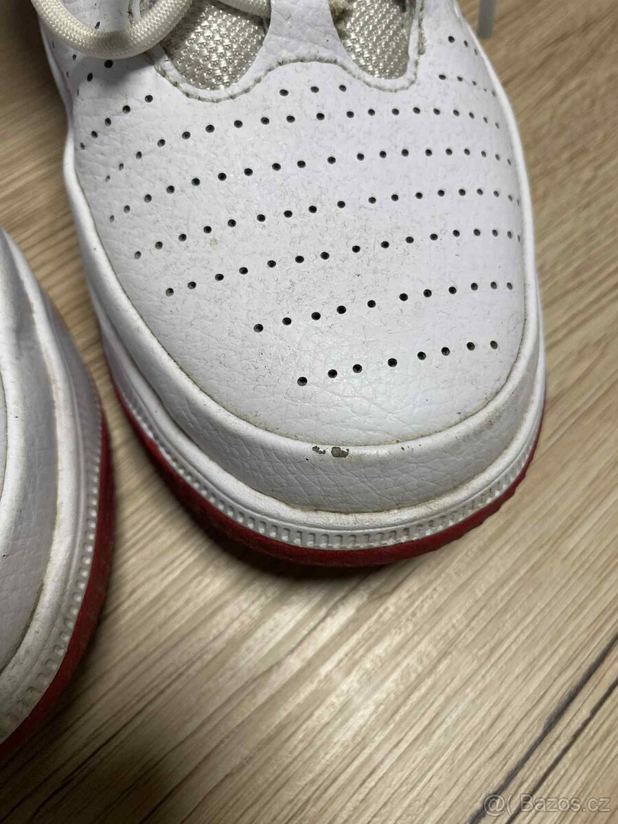 Chlapecké boty Jordan Max.Aura5 - 4