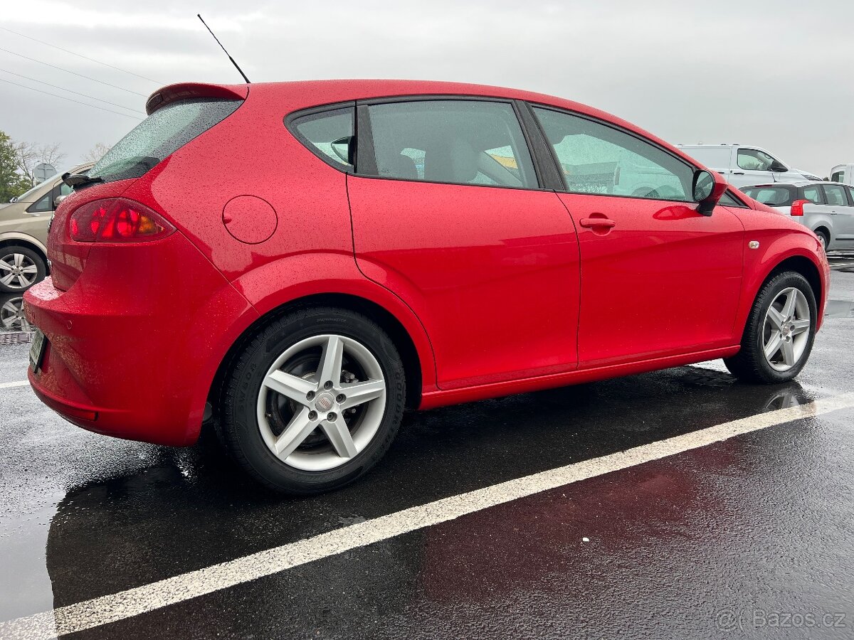 Seat leon 1,6 TDI, 77 kw, rv 2010 ..TOP STAV - 4