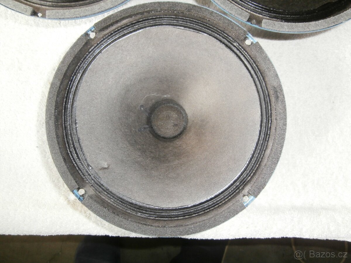 REPRO TESLA ARO 666 - 4