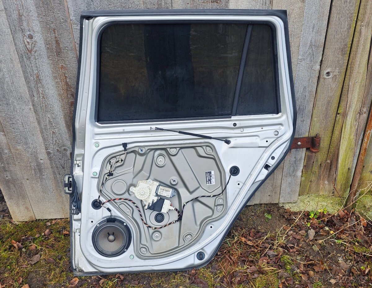 Dveře Škoda Octavia 2 stříbrná - 4