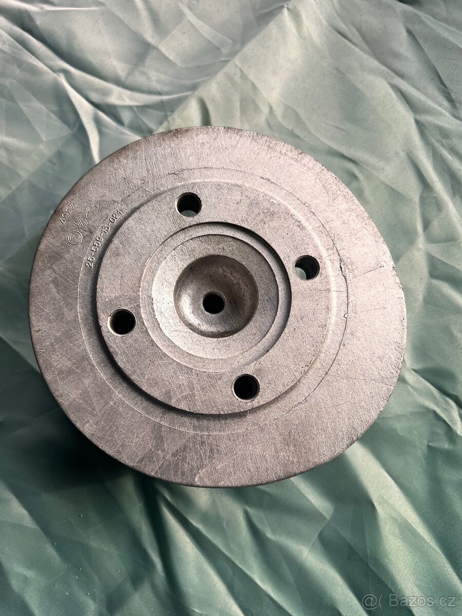 Hlava válce Jawa 559 - 4