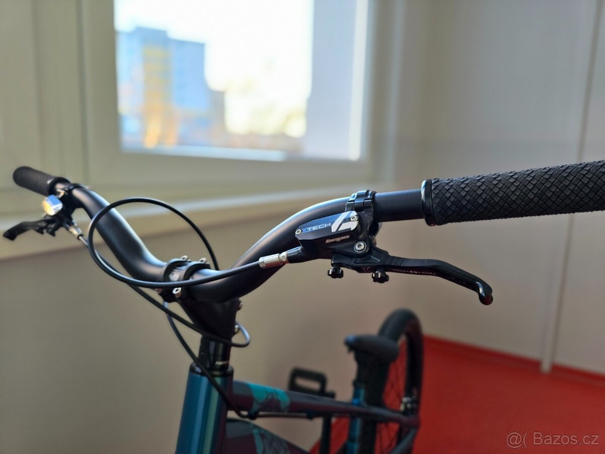 Crewkerz Guilty - street trial - 4